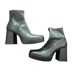 Zara Bratz Chunky Faux Leather Ankle Boots with Platform Heels
